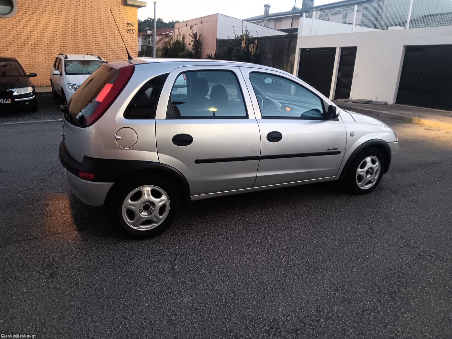 Opel Corsa C Comfort 1.2 — fotografia 8