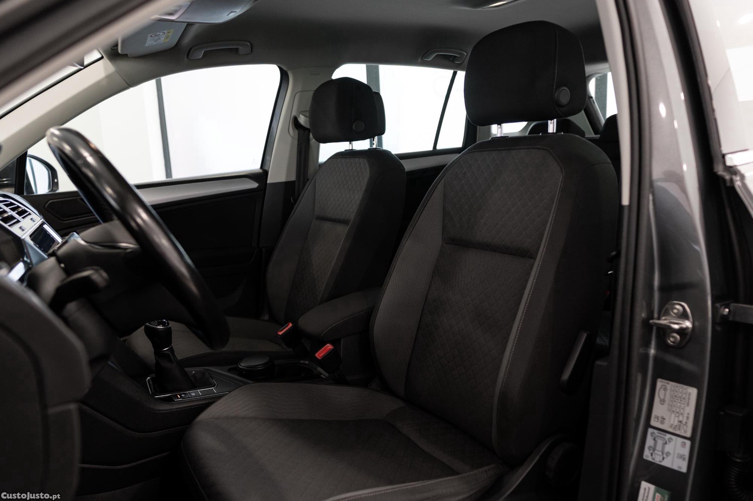 Volkswagen Tiguan TDI Confortline — fotografia 5