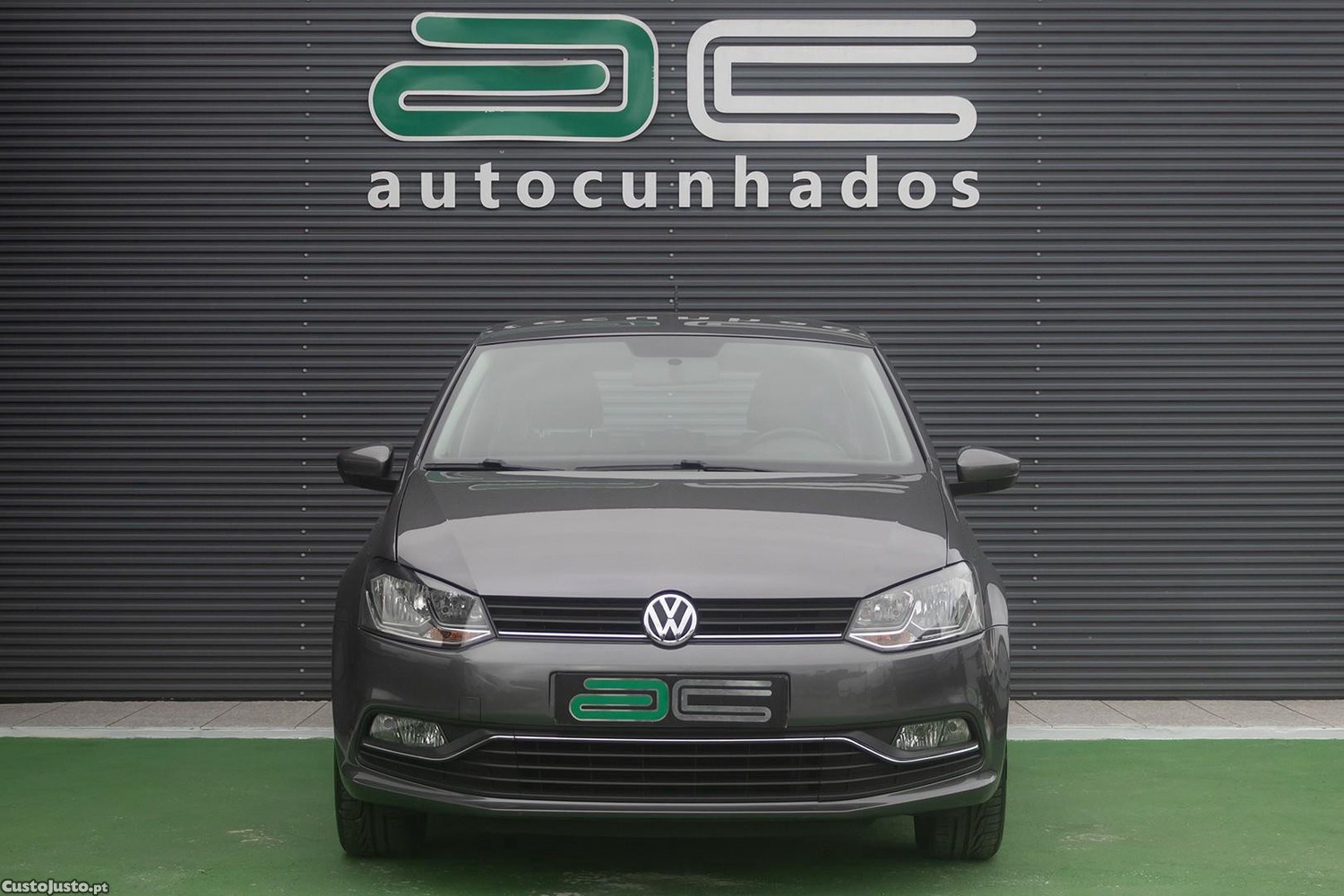 VW Polo 1.0 Confortline - 17 — photo 2