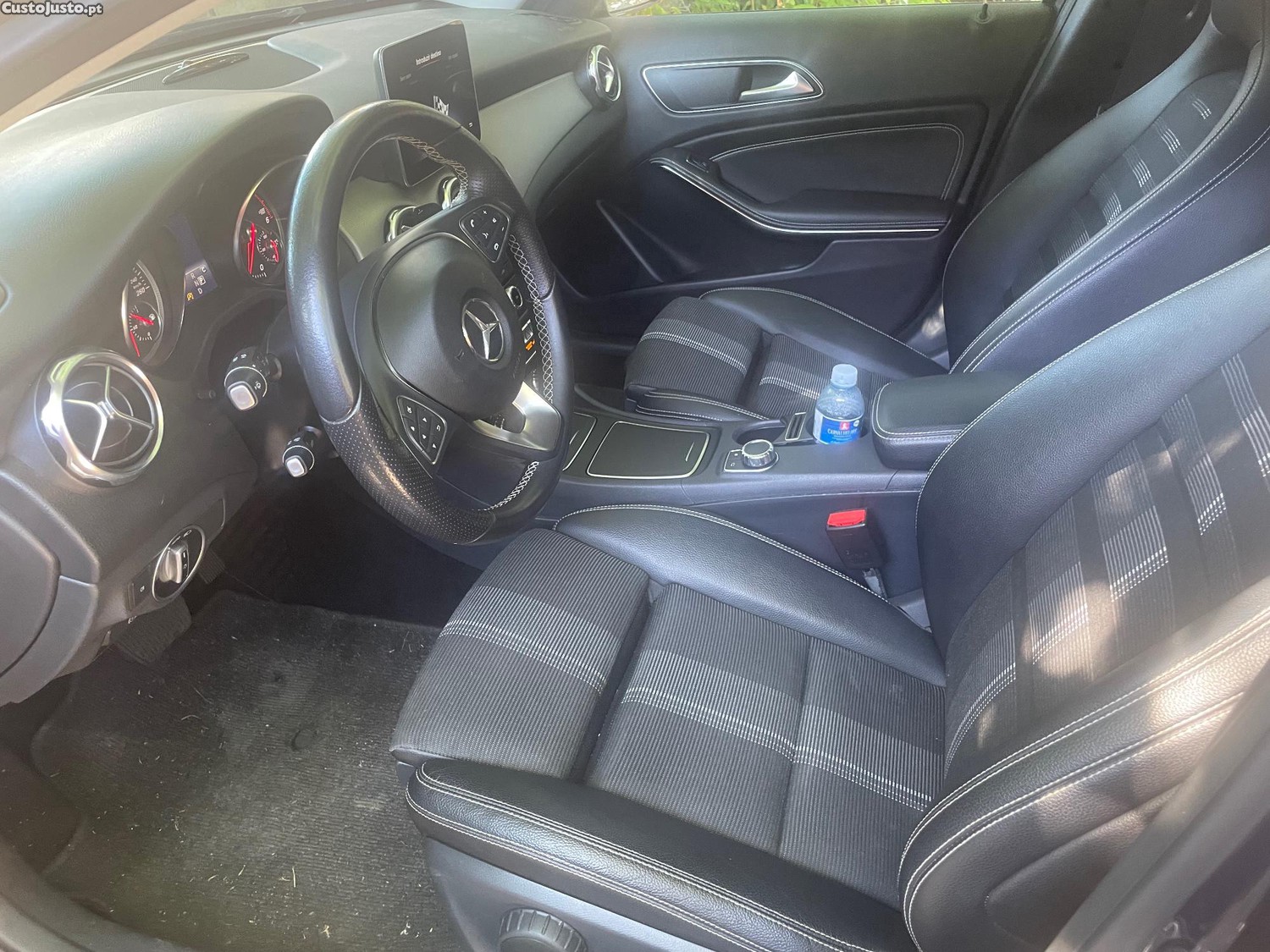 Mercedes-Benz GLA 220 4Matic - 18 — photo 4