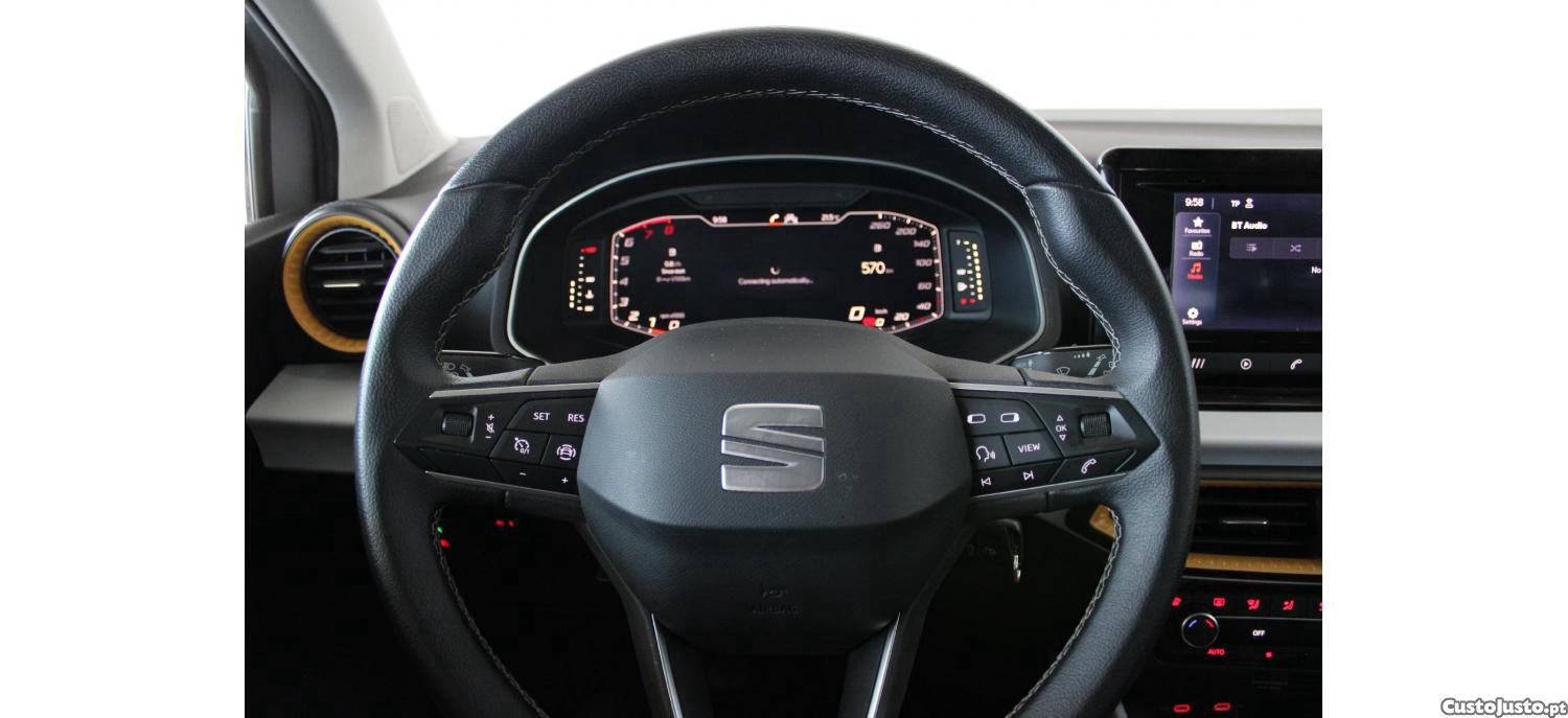 SEAT Arona 1.0 TSI Style 95cv — fotografia 15