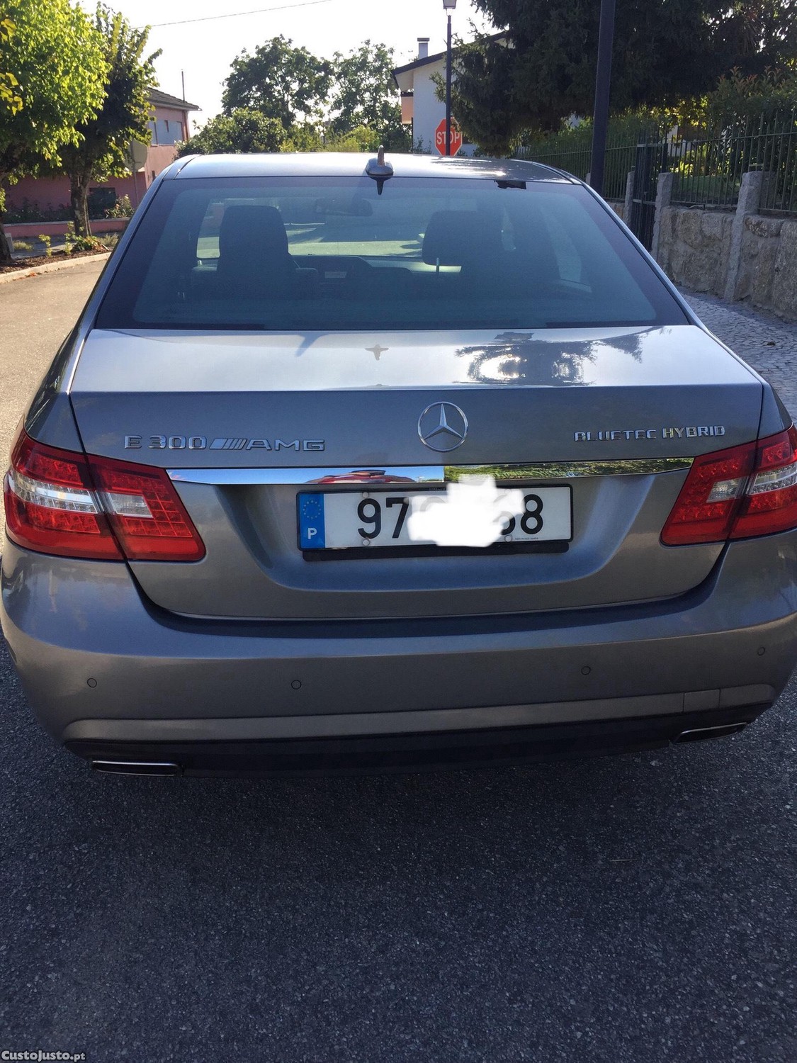 Mercedes-Benz E 300 Avantgarde  Bluetec Hybrid — photo 3