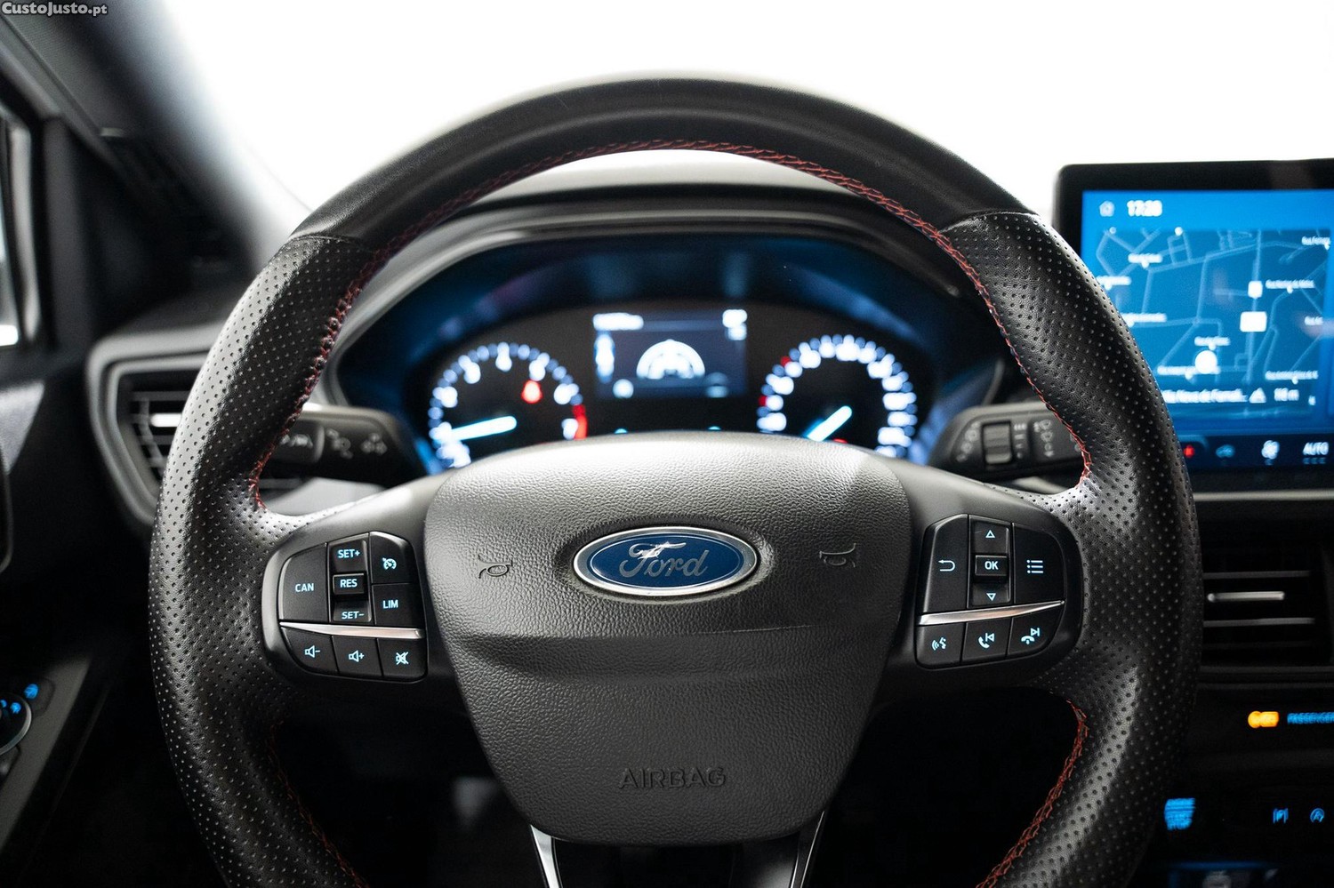 Ford Focus SW 1.0 EcoBoost MHEV ST-Line Style SIP — fotografia 14