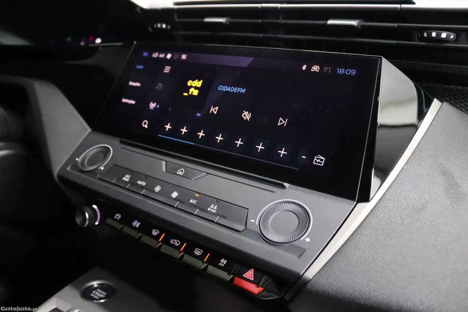 Peugeot 308 1.2 PureTech Allure EAT8 — fotografia 4