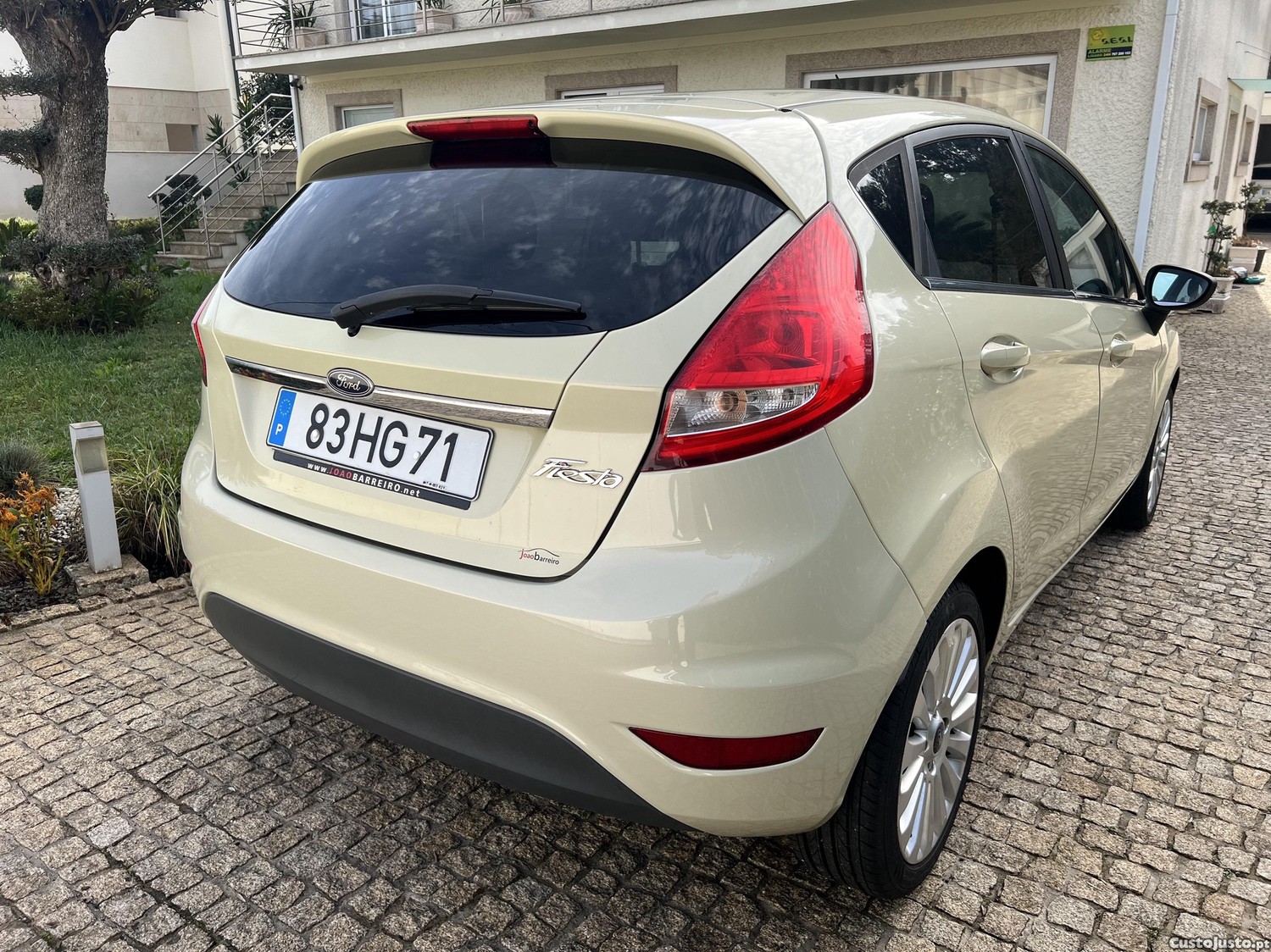 Ford Fiesta 1.2i AC Titanium — photo 3