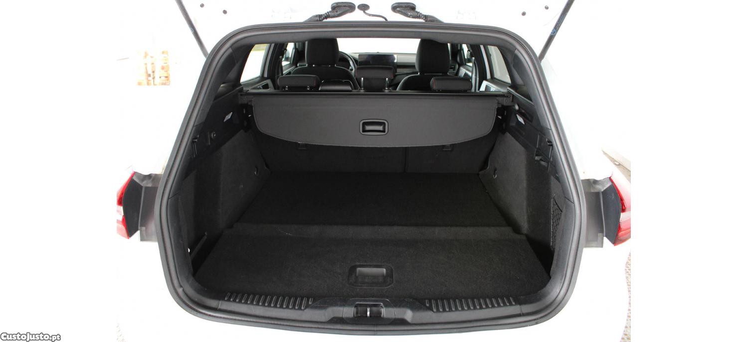 Ford Focus SW 1.0 EcoBoost MHEV Connected — fotografia 2