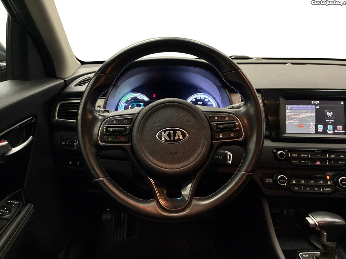 Kia  1.6 GDi Premium DCT6 - 19 — photo 5