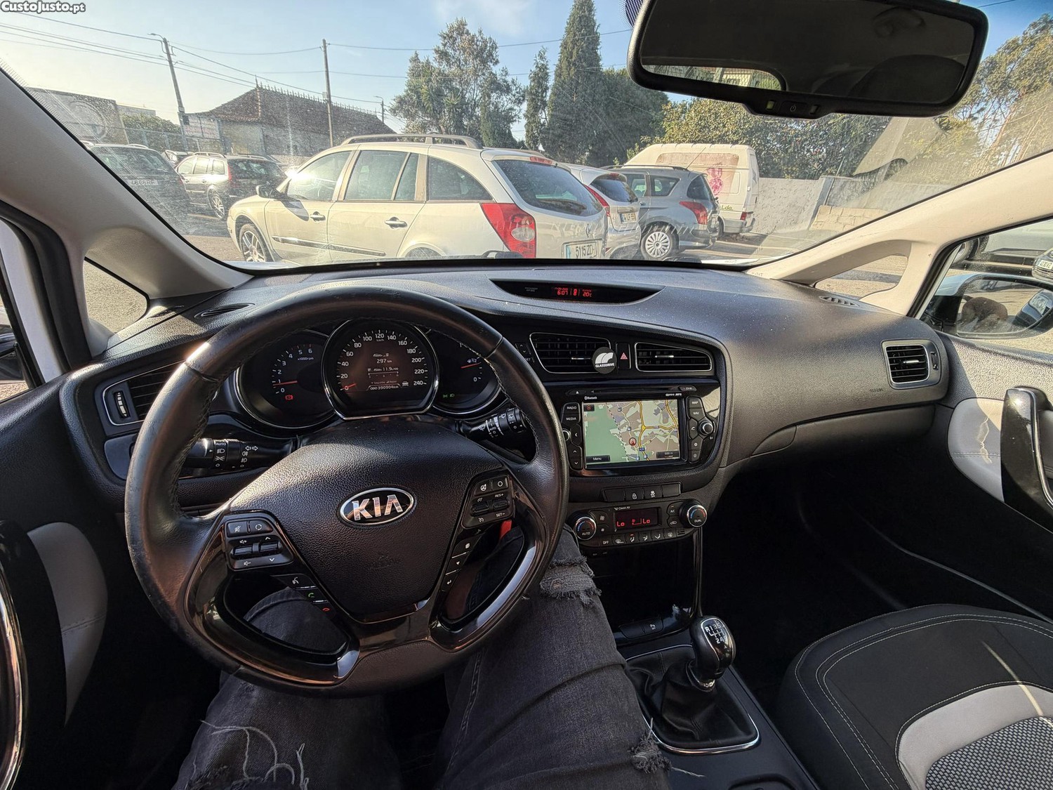 Kia Ceed 1.6CRDi 128CV — fotografia 17