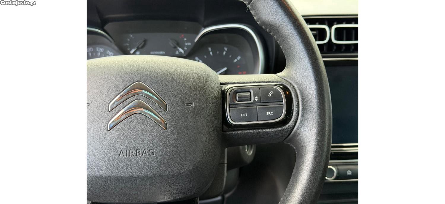 Citroën C3 PureTech Plus 1.2 110cv — fotografia 8
