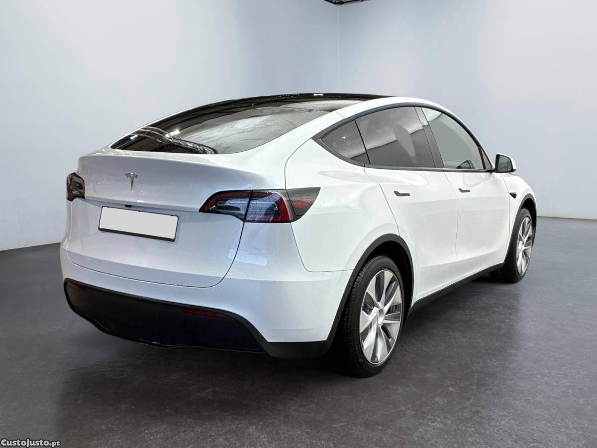 Tesla Model Y Standard RWD - 24 — photo 2