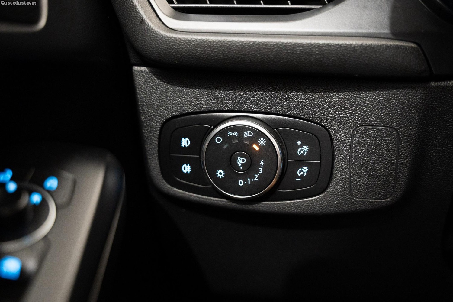 Ford Focus SW 1.0 EcoBoost MHEV ST-Line Style SIP — fotografia 16