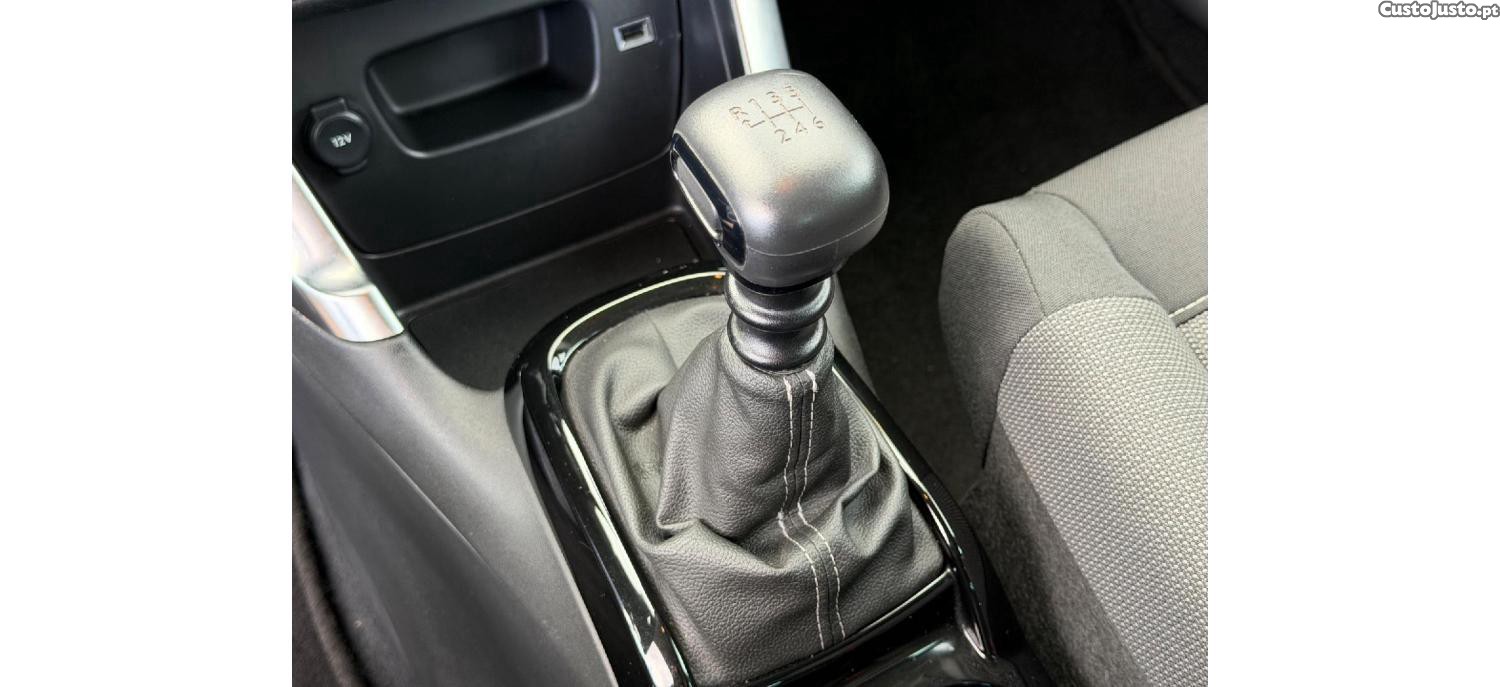 Citroën C3 PureTech Plus 1.2 110cv — fotografia 7