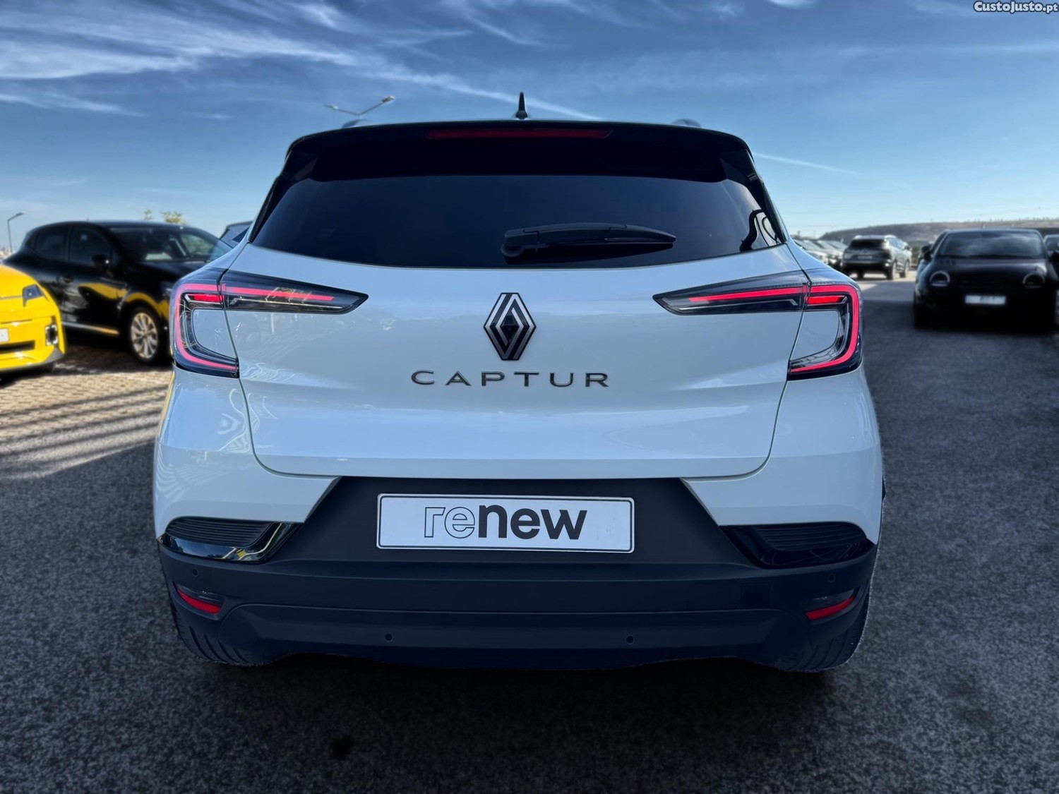Renault Captur 1.0 TCe Techno — fotografia 12