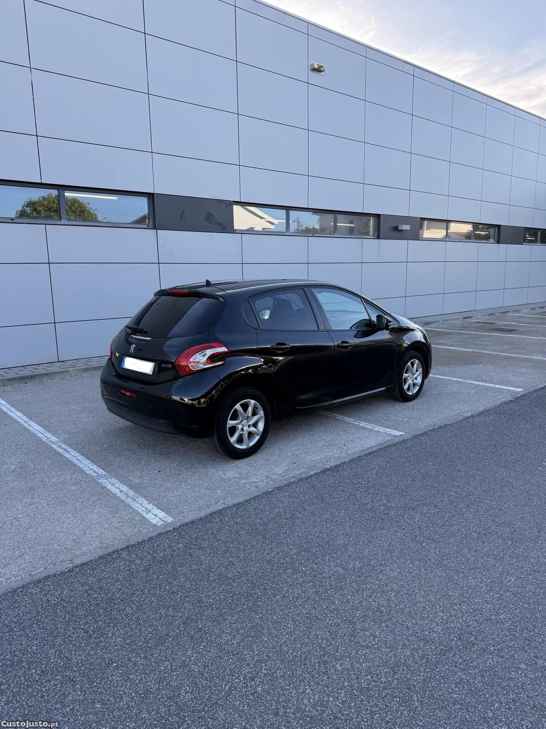 Peugeot 208 1.2 VTI — fotografia 6