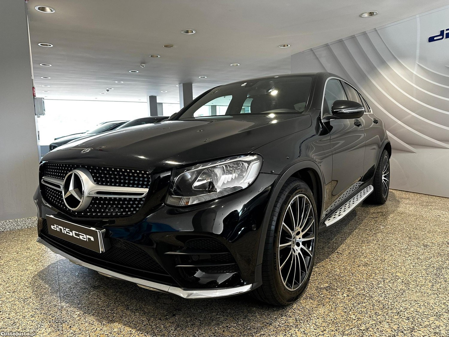 Mercedes-Benz GLC 250 d Coupe AMG line 4-Matic - 18 — photo 4