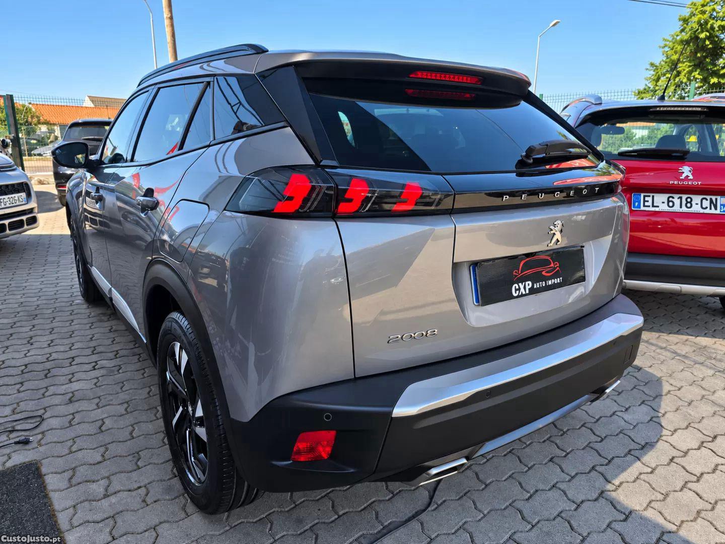 Peugeot 2008 Puretech 130 eat8 allure pack - 21 foto 4