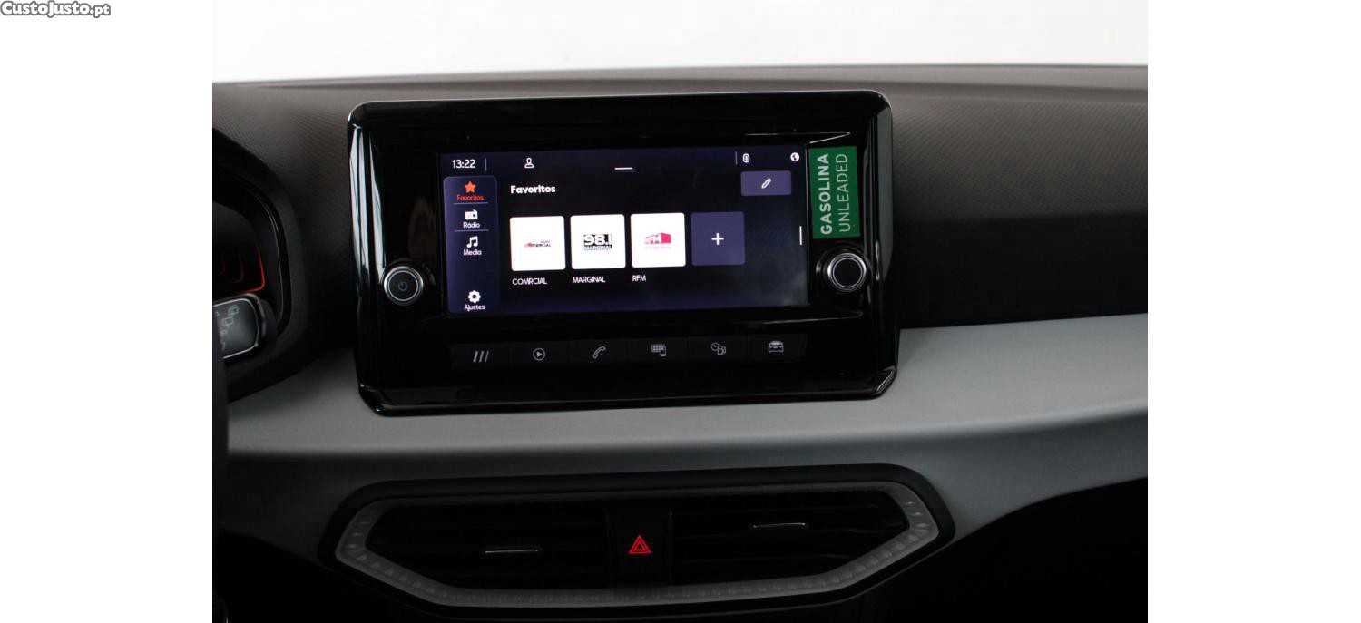SEAT Arona 1.0 TSI Style 95cv — fotografia 13