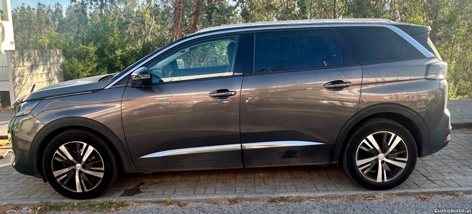 Peugeot 5008 1.5 HDI Allure Pack - 21 — photo 4