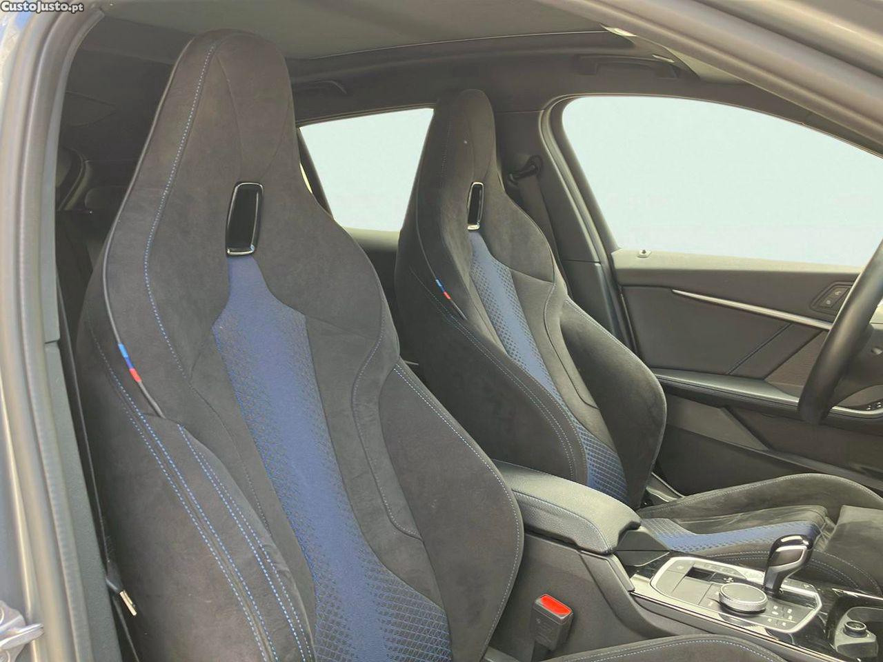 BMW 118 i Pack Desportivo M Auto — fotografia 6