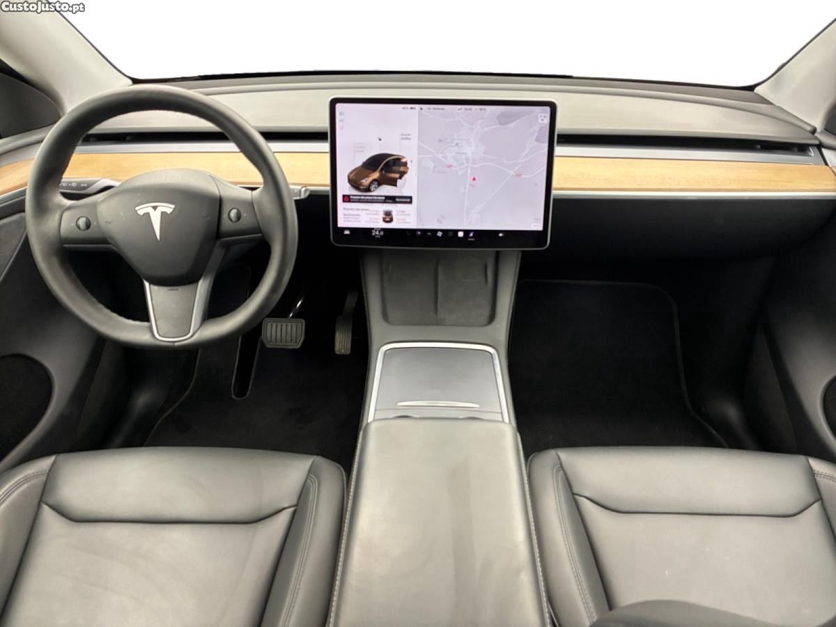 Tesla Model Y Long Range Dual Motor AWD - 22 foto 4