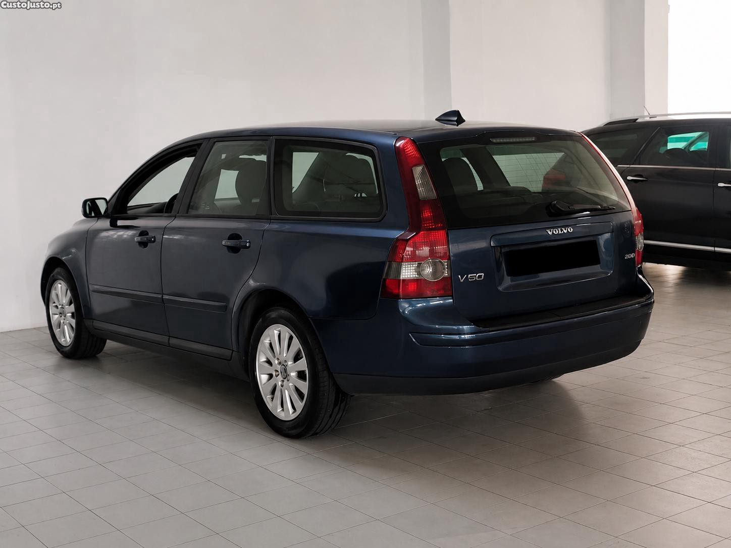 Volvo V50 2.0d Momentum — fotografia 6