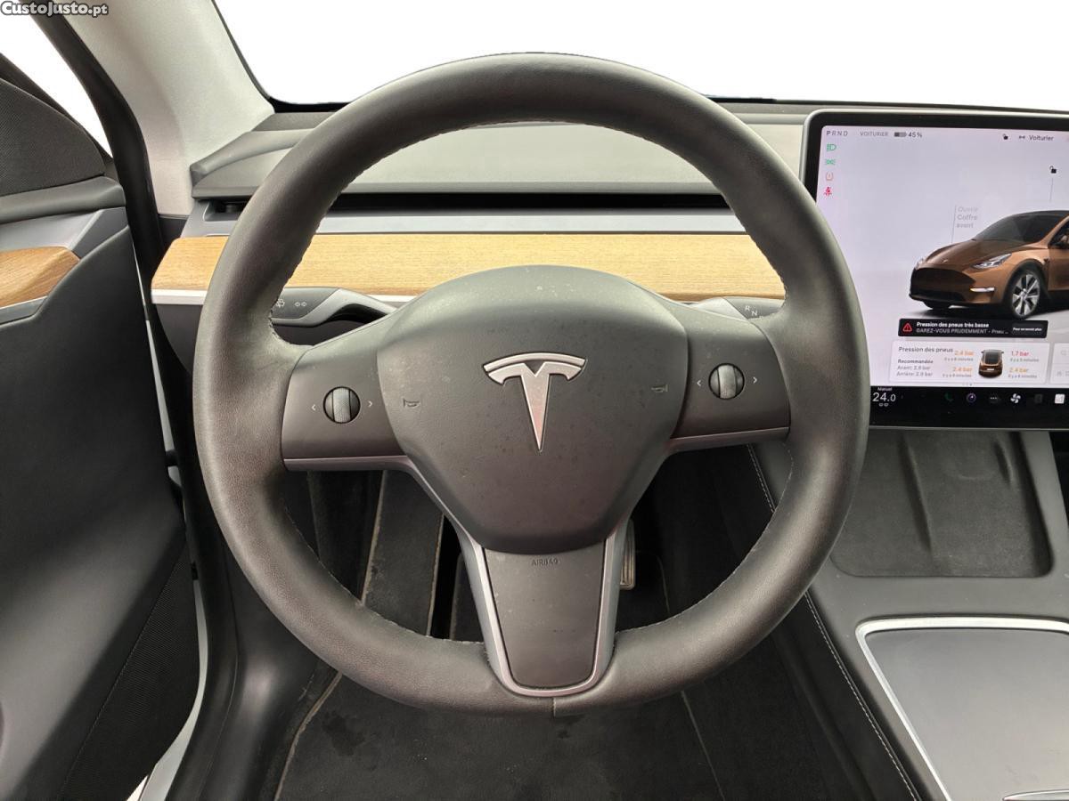 Tesla Model Y Long Range Dual Motor AWD - 22 foto 5