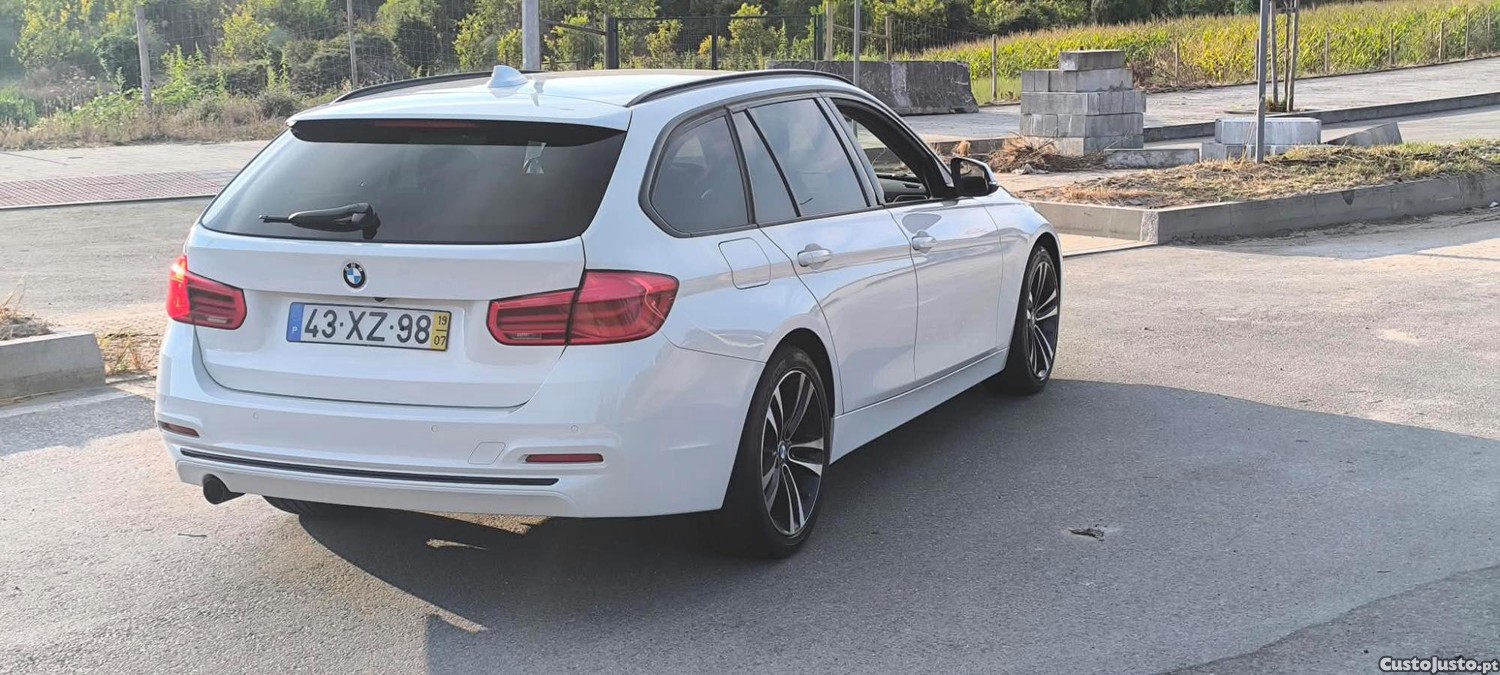 BMW 318 Touring — fotografia 6