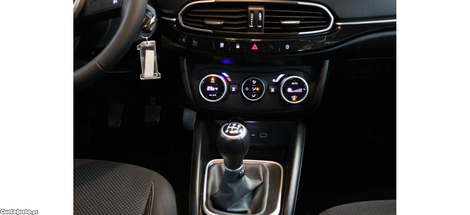 Fiat Tipo City Life 1.3 Multijet 95cv — fotografia 12