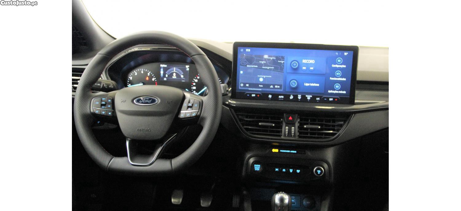 Ford Focus 1.0 EcoBoost 125cv MHEV ST-Line — fotografia 15