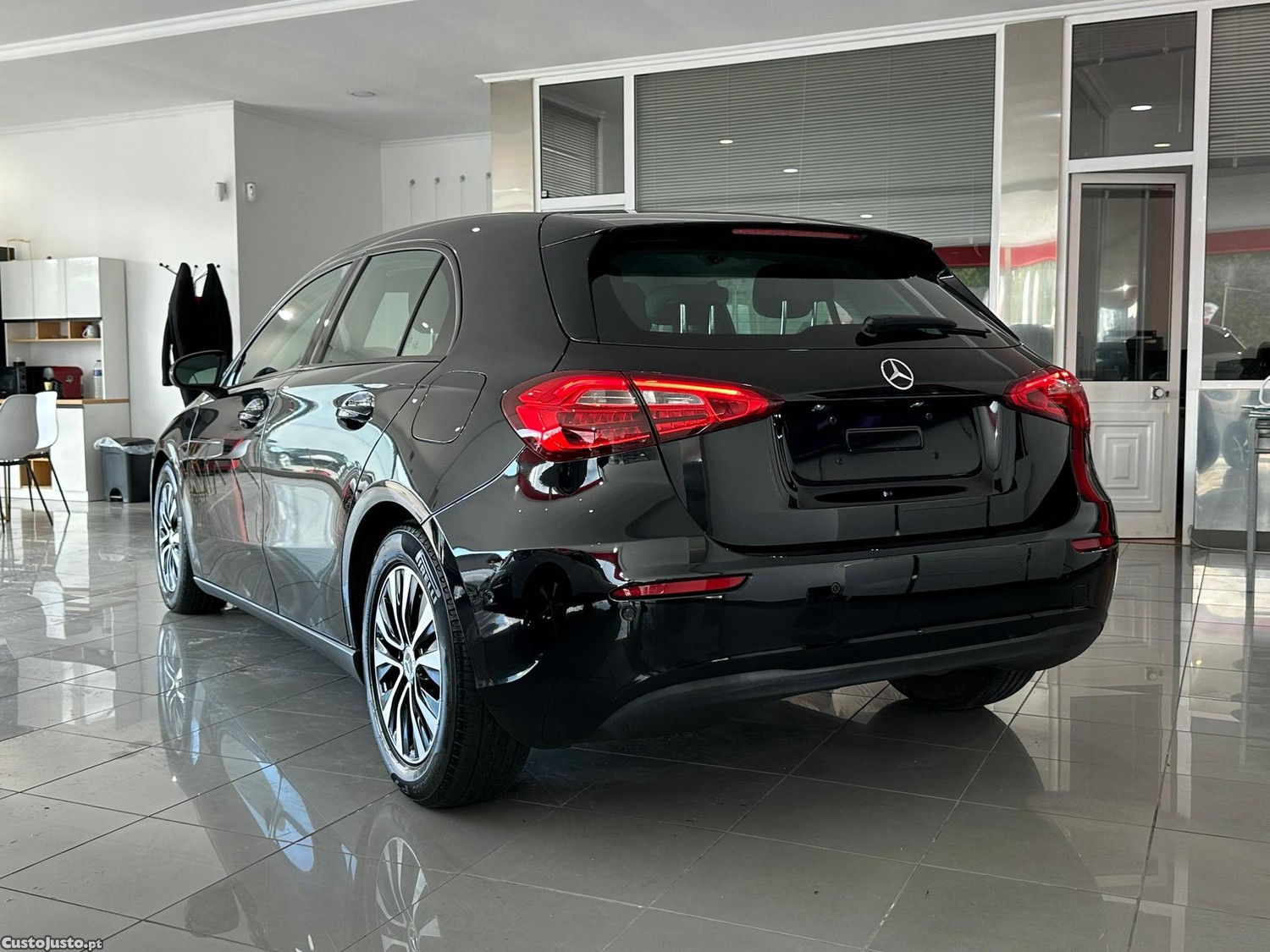Mercedes-Benz A 180 d Style Plus — fotografia 19