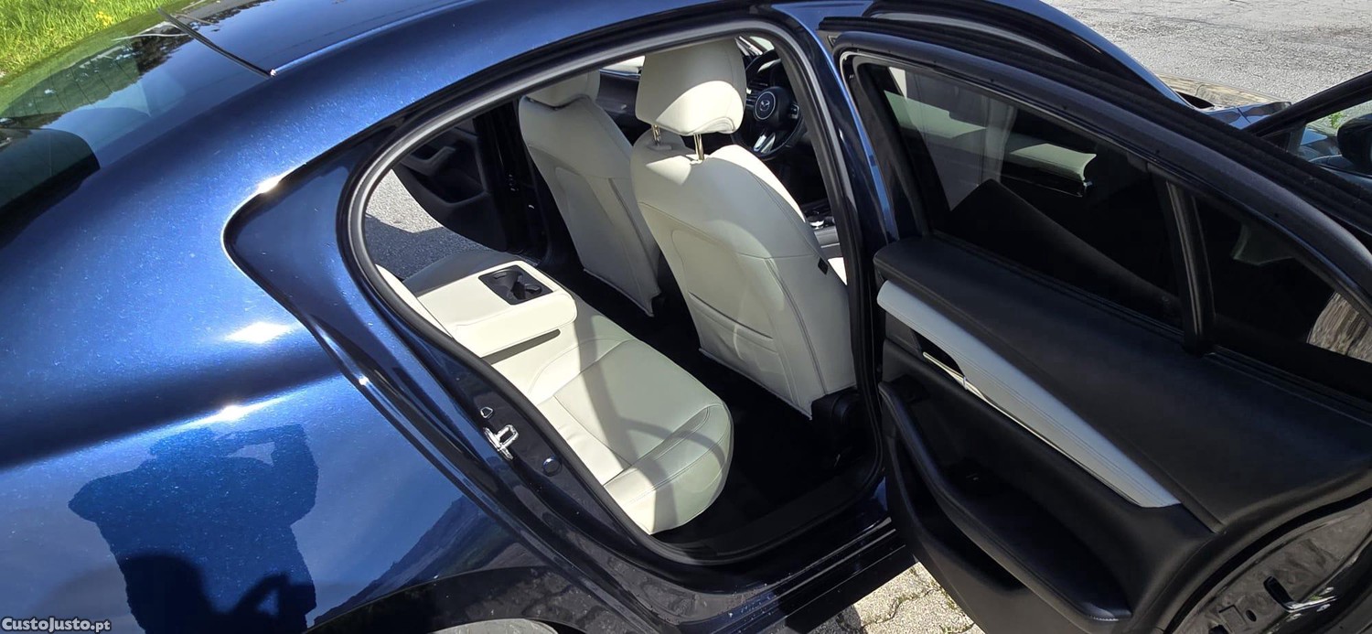 Mazda 3 CS Skiativ x plus — fotografia 7