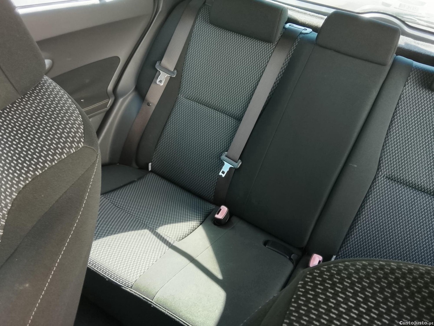 Toyota Auris 1.4 Gasolina-Literalmente Impecável IPO 10/2027 — fotografia 4