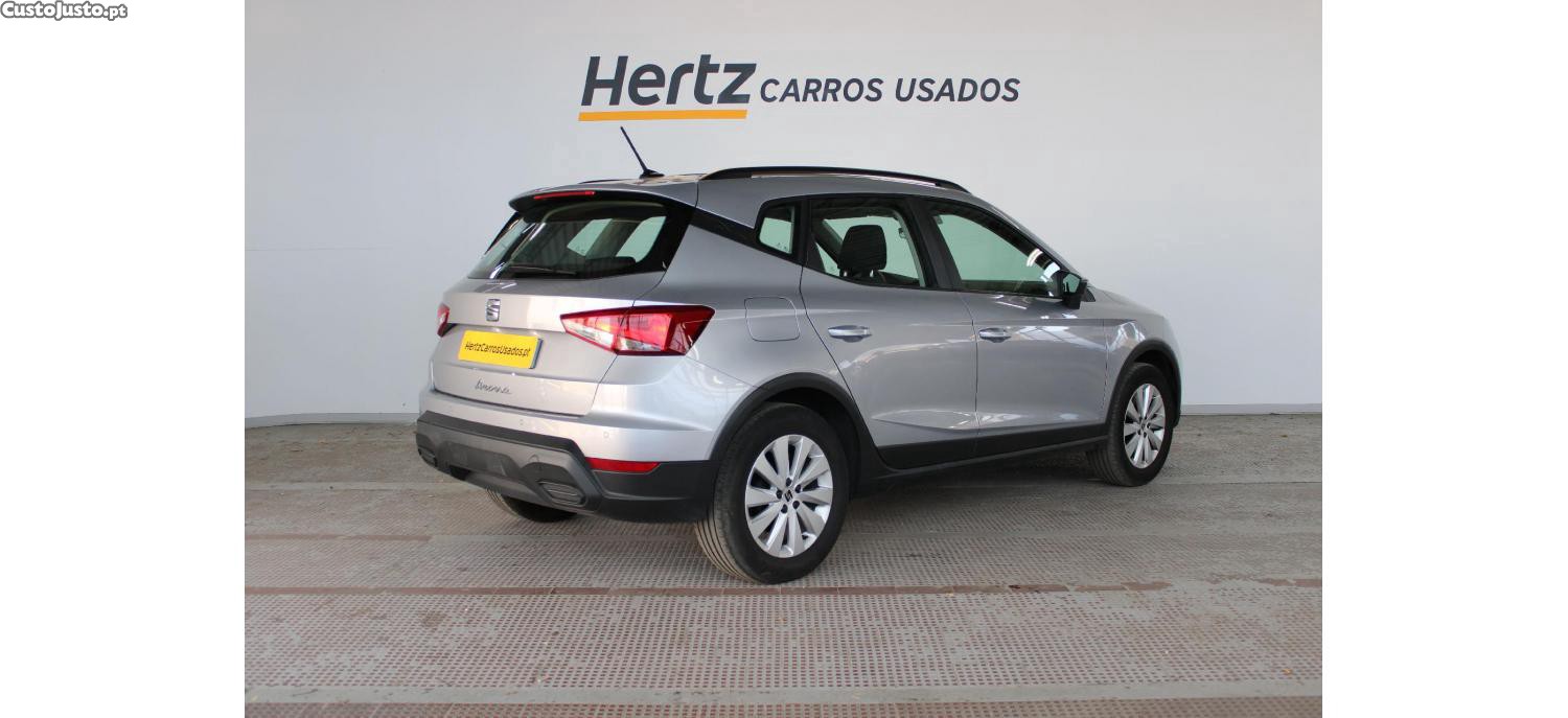 SEAT Arona 1.0 TSI Style 95cv — fotografia 19