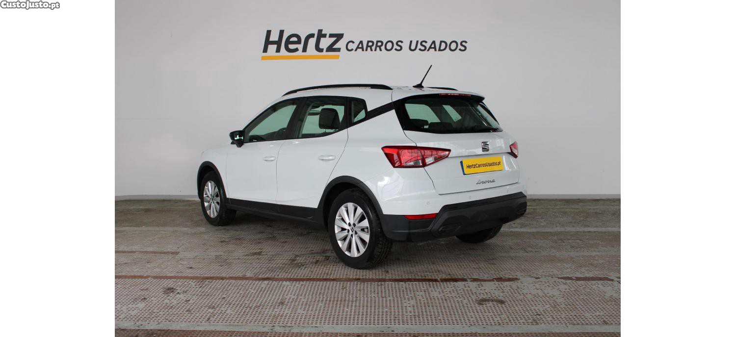SEAT Arona 1.0 TSI Style 95cv — fotografia 19