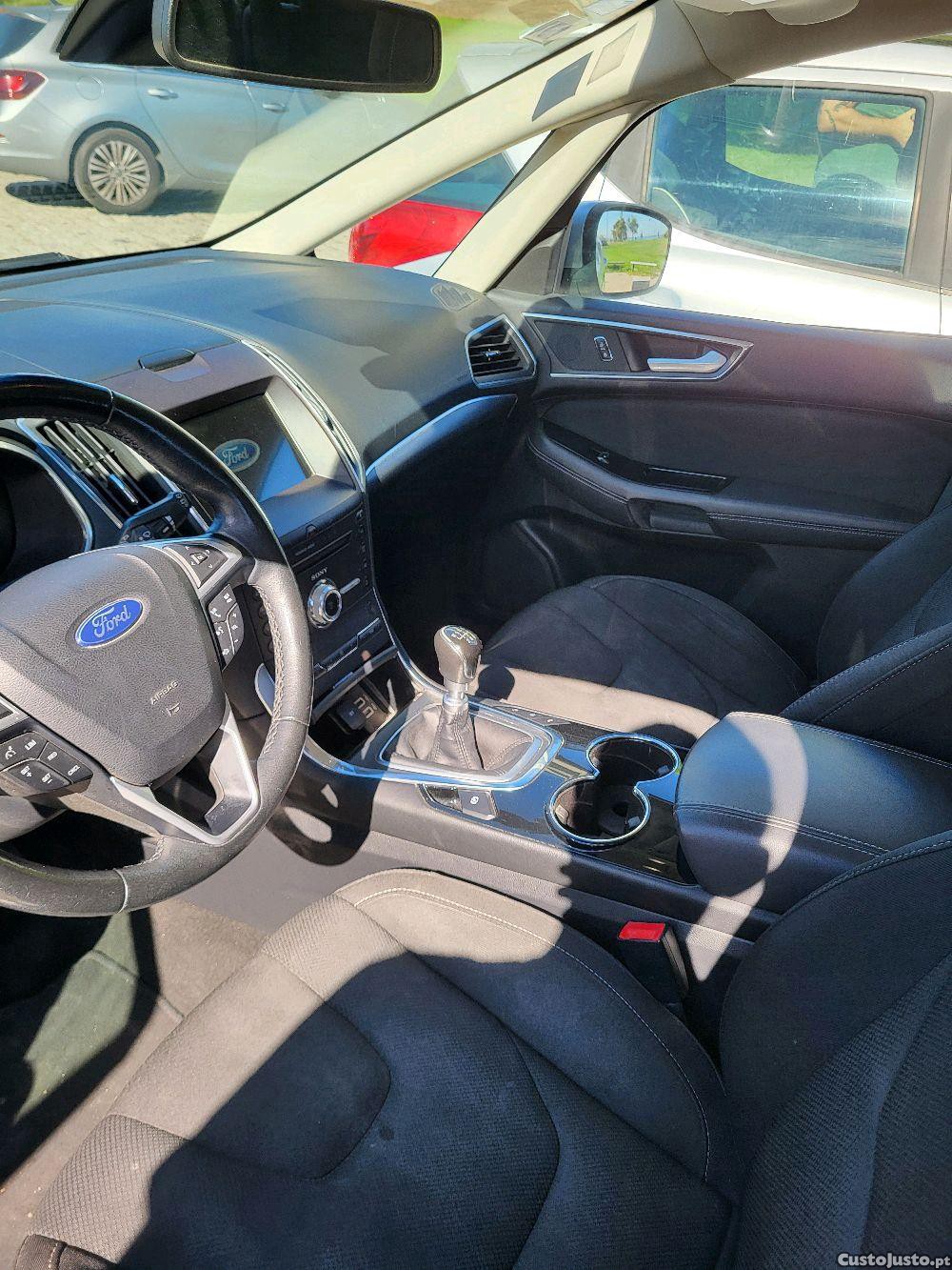 Ford S-Max Nacional 2.0TDCI euro 6 — fotografia 4