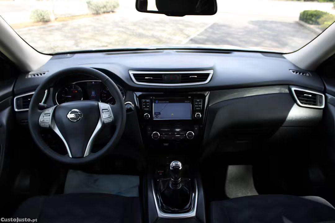 Nissan X-Trail TEKNA 7 lugares — fotografia 8