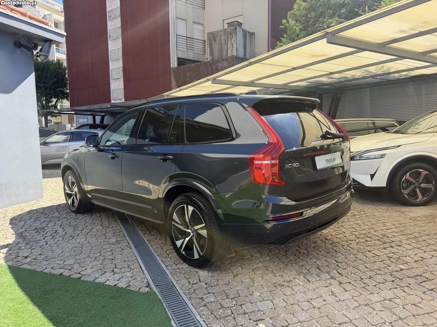 Volvo XC90 2.0 T8 PHEV R-Design AWD - 22 — photo 3