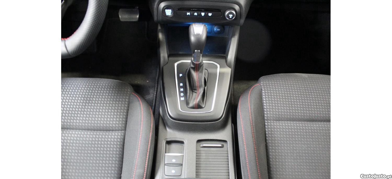 Ford Focus SW 1.0 EcoBoost MHEV ST-Line Aut. — fotografia 6