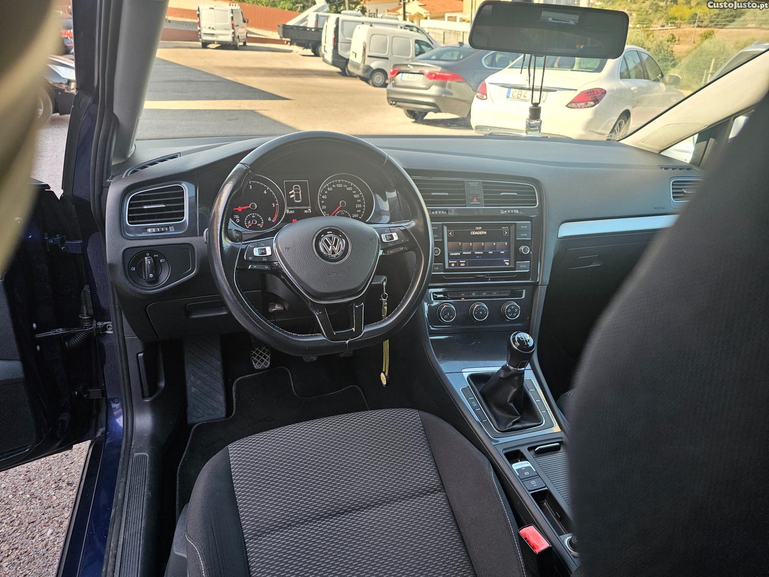 Volkswagen Golf VII 1.6TDI — fotografia 7