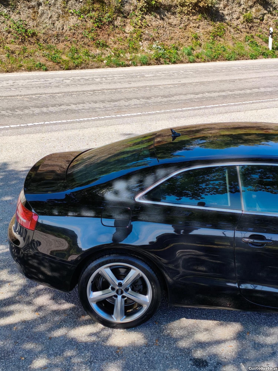Audi A5 Coupé 2.0 TDI S-Line ( Livro Completo de Revisões ) — fotografia 8