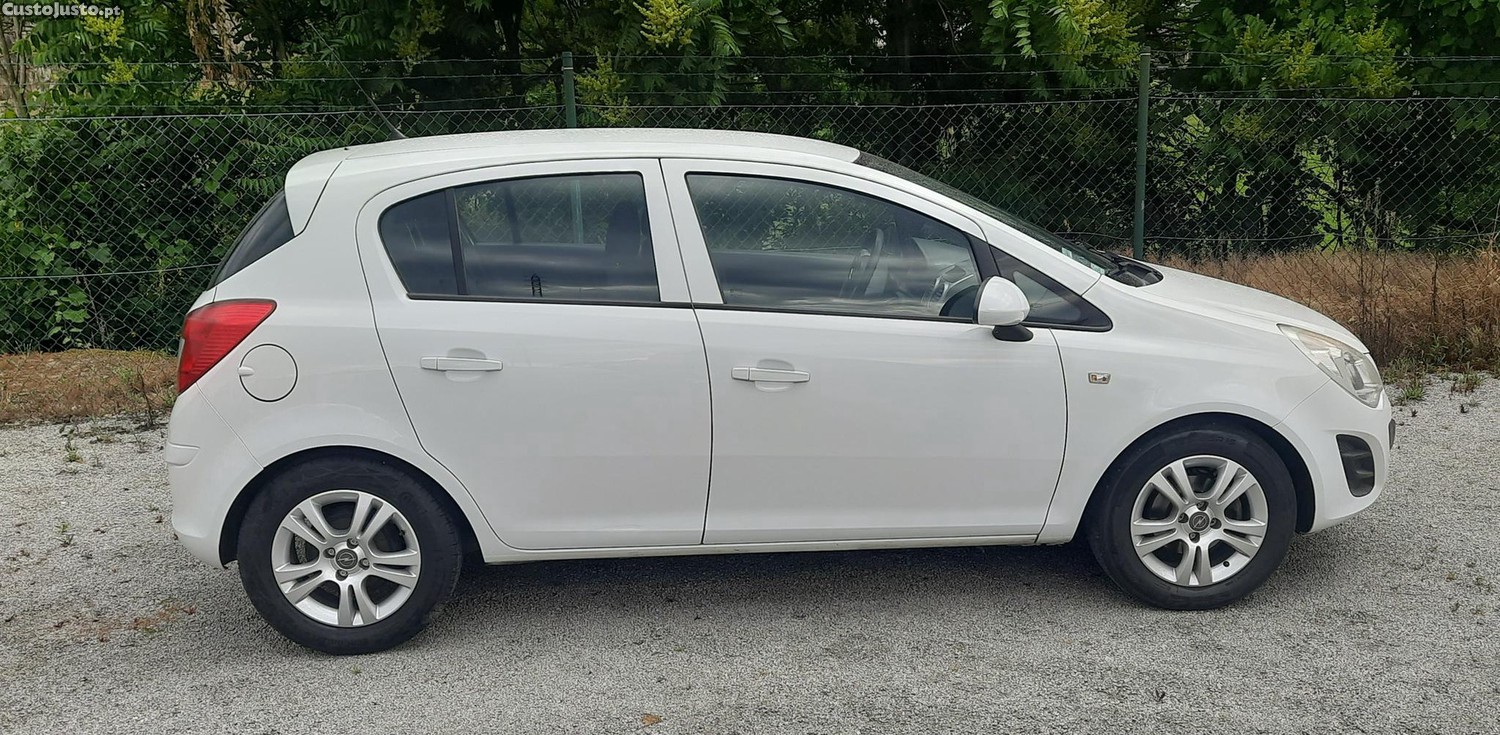 Opel Corsa 1.3 cdti — fotografia 6