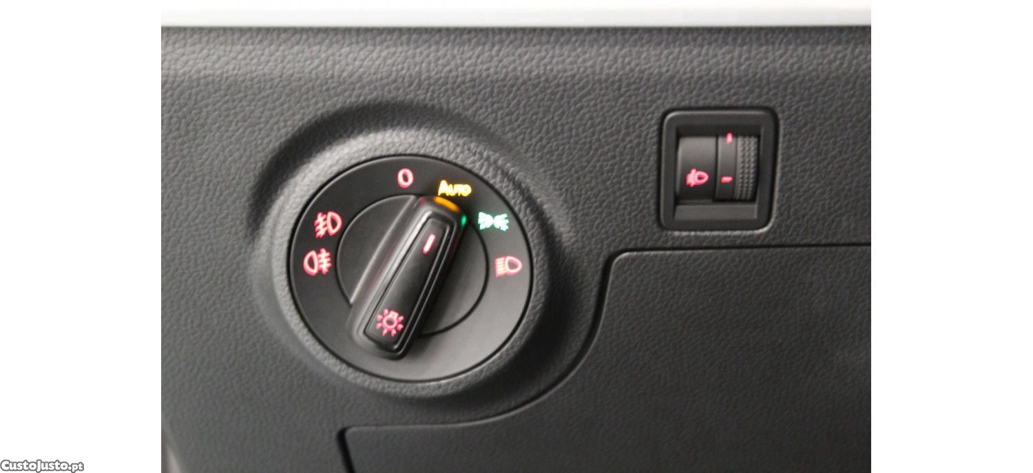 SEAT Arona 1.0 TSI Style 95cv — fotografia 3