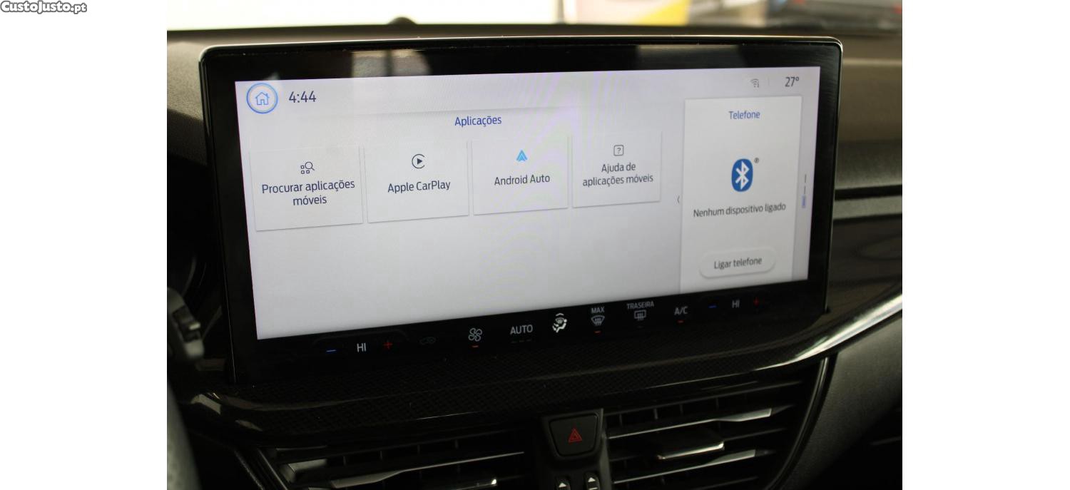 Ford Focus ST Line 1.0 Hybrid Ecoboost 125cv Aut — fotografia 12