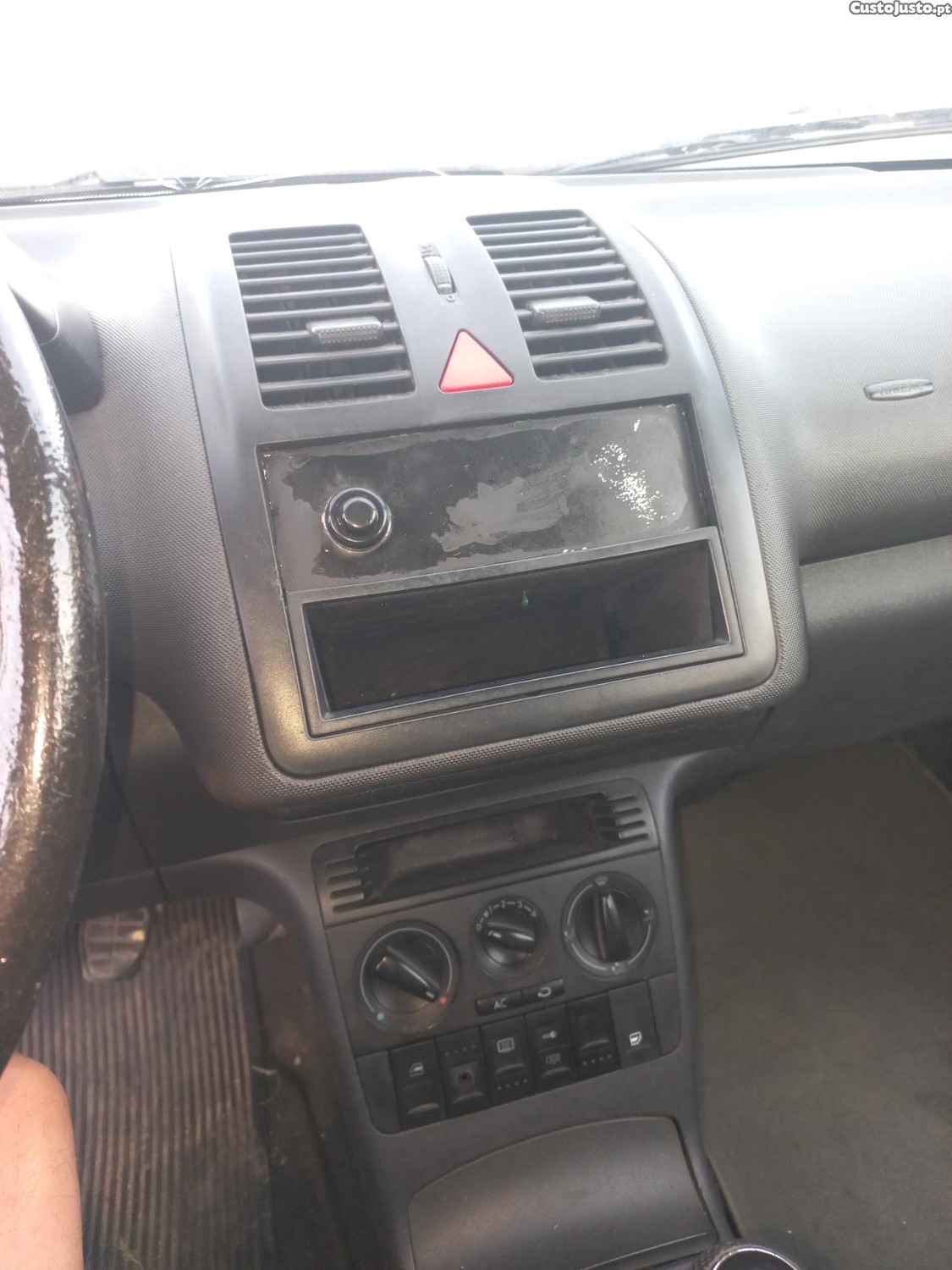 VW Polo (6Kv) — photo 2
