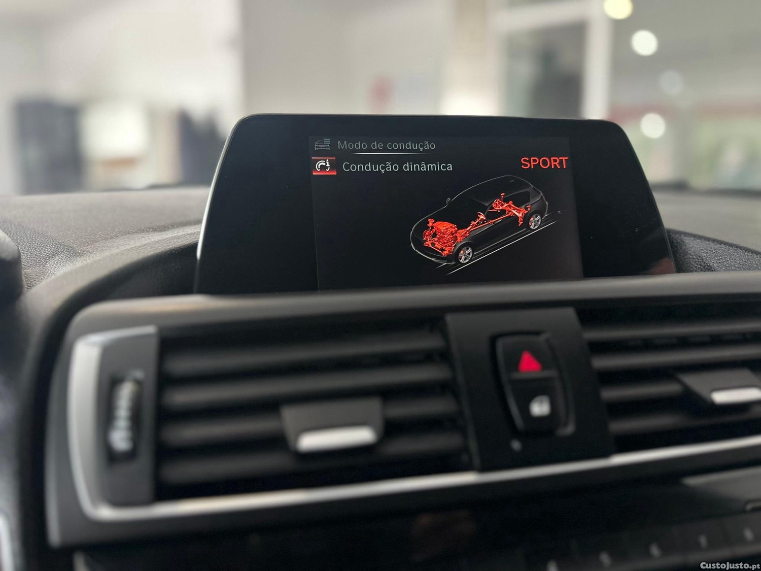 BMW 116 d Pack M — fotografia 8