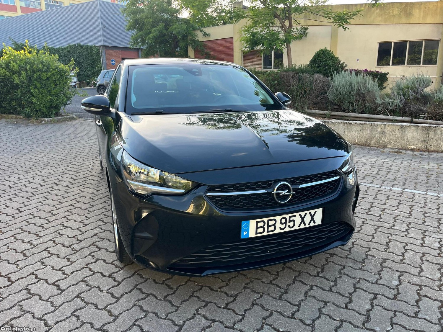 Opel Corsa 1.2 Edition — fotografia 17