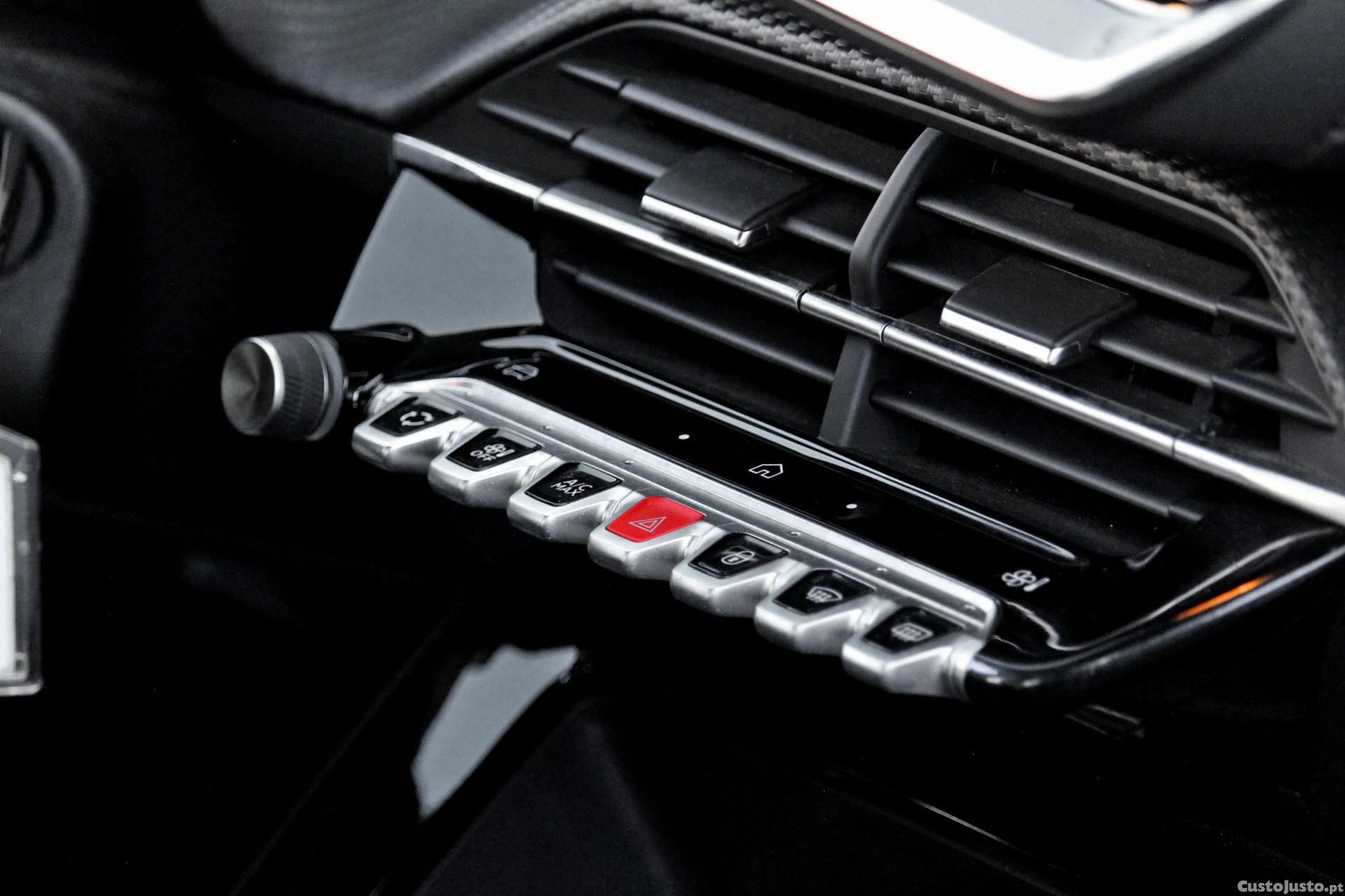 Peugeot 2008 1.2 PureTech Style — fotografia 12
