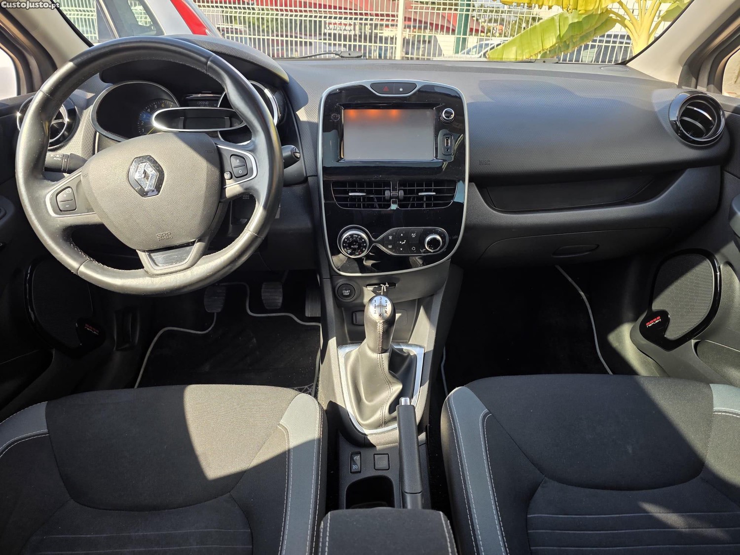 Renault Clio 0.9 TCE — fotografia 6