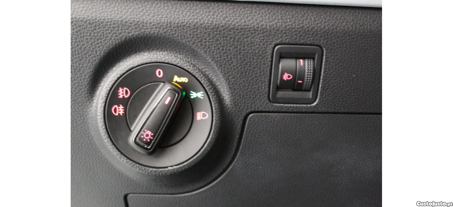 SEAT Ibiza 1.0 TSI Reference 95cv — fotografia 3