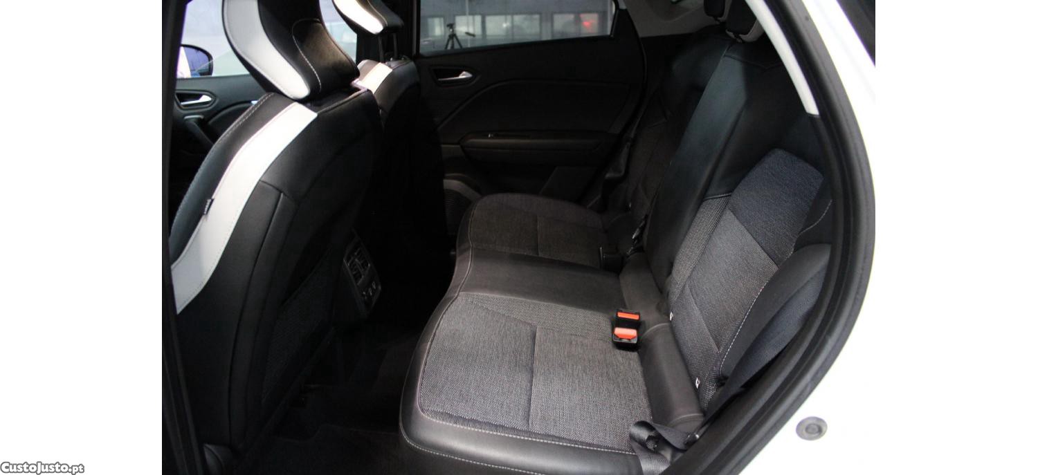 Renault Captur 1.0 Tce Techno — fotografia 2